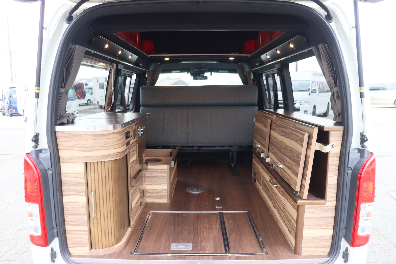 キャンピングカー バンコン ﾊｲｴｰｽ ｹｲﾜｰｸｽ ｸﾗｼｯｸﾊﾞﾝ