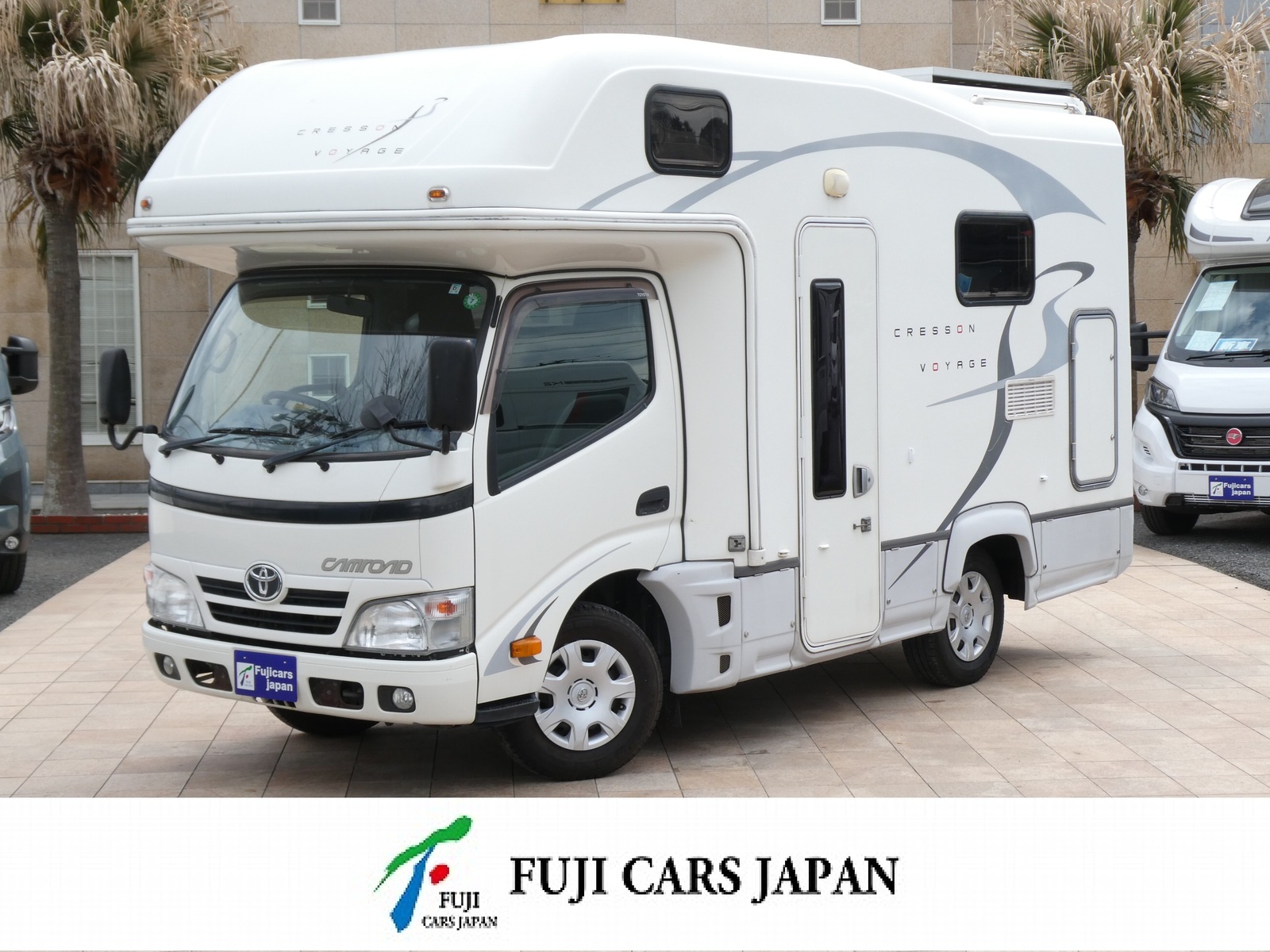 キャンピングカー キャブコン ナッツRV　クレソンボヤージュ　家エアコン　FF　ソーラー