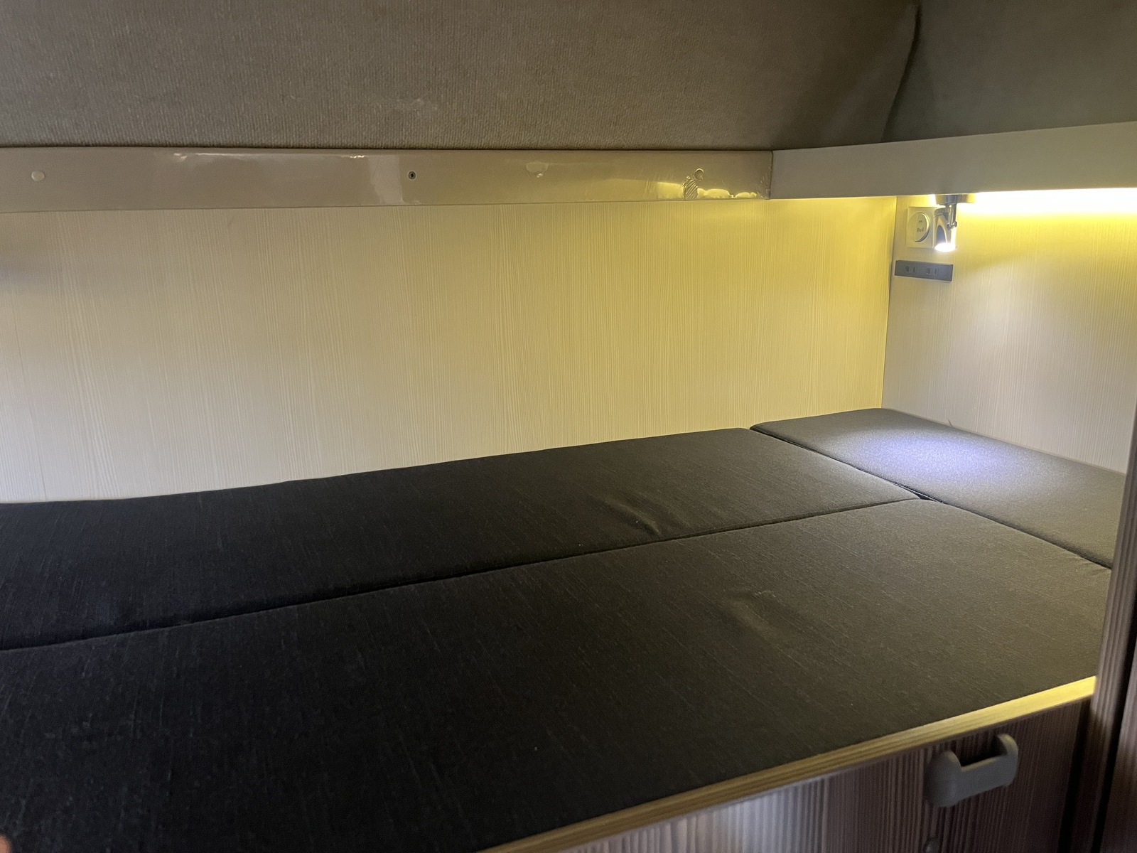 キャンピングカー キャブコン ﾊﾞﾝﾃｯｸ ｼﾞﾙ520ｸﾙｰｽﾞ 家AC ｸﾚｻﾅ 4駆