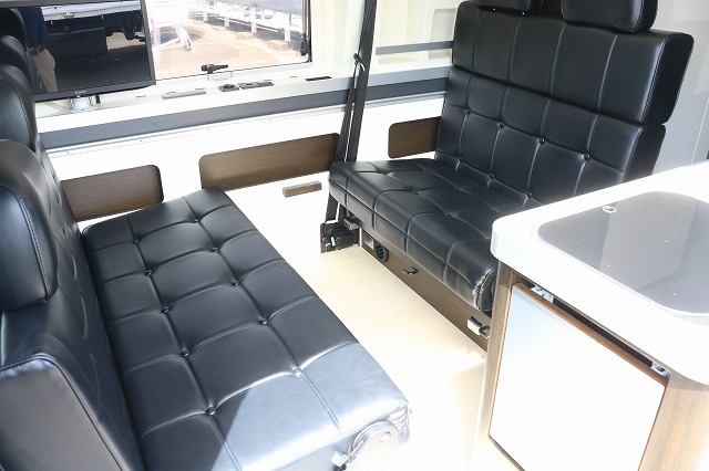 キャンピングカー バンコン ﾊｲｴｰｽ ﾄｲﾌｧｸﾄﾘｰGTｸﾞﾗﾝﾃﾞ FF暖房4WD