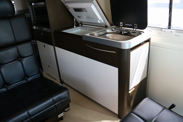 キャンピングカー バンコン ﾊｲｴｰｽ ﾄｲﾌｧｸﾄﾘｰGTｸﾞﾗﾝﾃﾞ FF暖房4WD