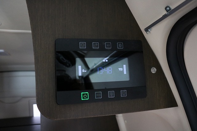 キャンピングカー バンコン ﾊｲｴｰｽ ﾄｲﾌｧｸﾄﾘｰGTｸﾞﾗﾝﾃﾞ FF暖房4WD