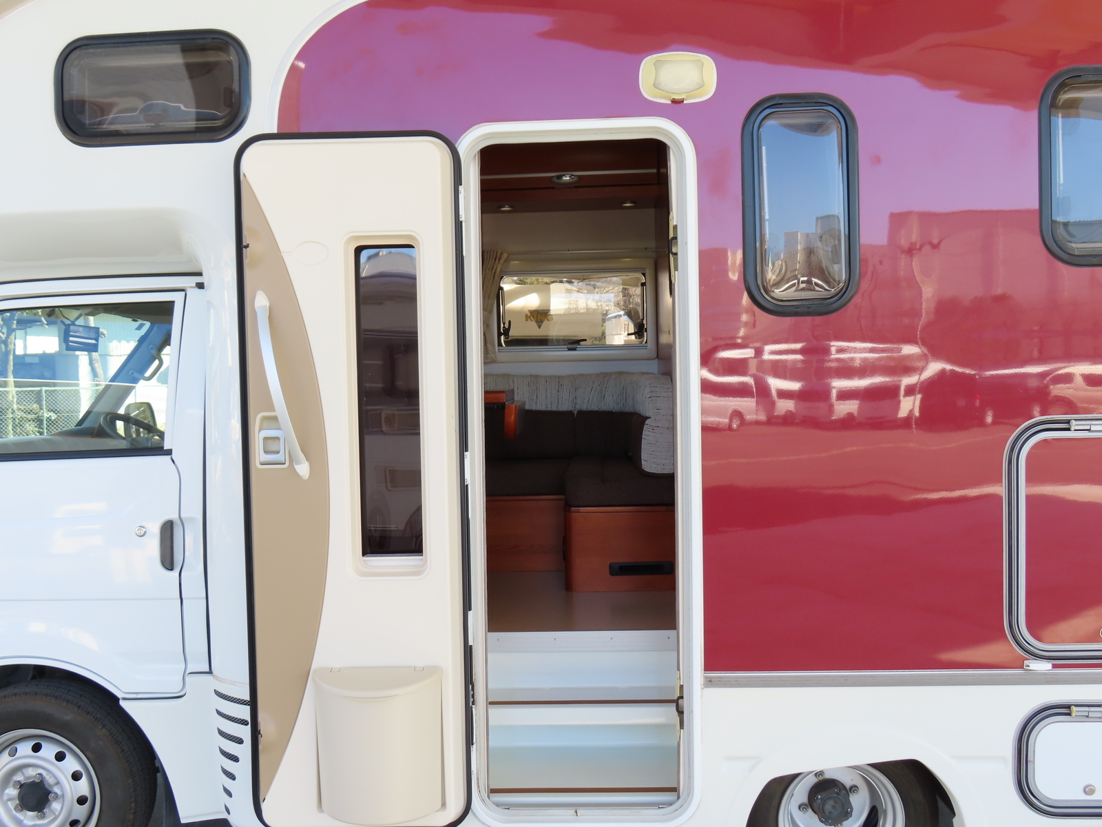 キャンピングカー キャブコン ﾊﾞﾈｯﾄ 東和 ｶｰﾋﾞｨRWB 家庭用ｴｱｺﾝ