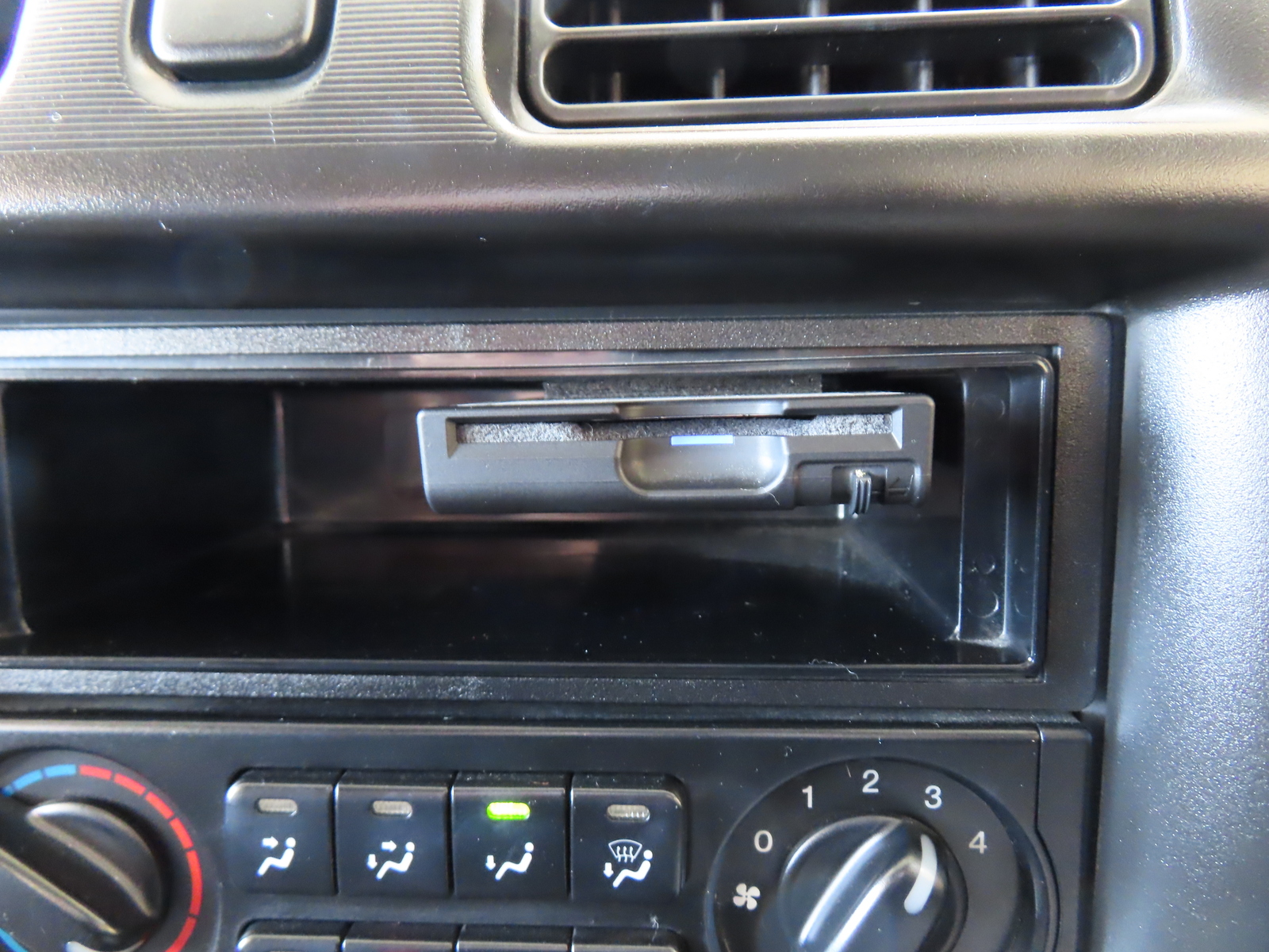 キャンピングカー キャブコン ﾊﾞﾈｯﾄ 東和 ｶｰﾋﾞｨRWB 家庭用ｴｱｺﾝ