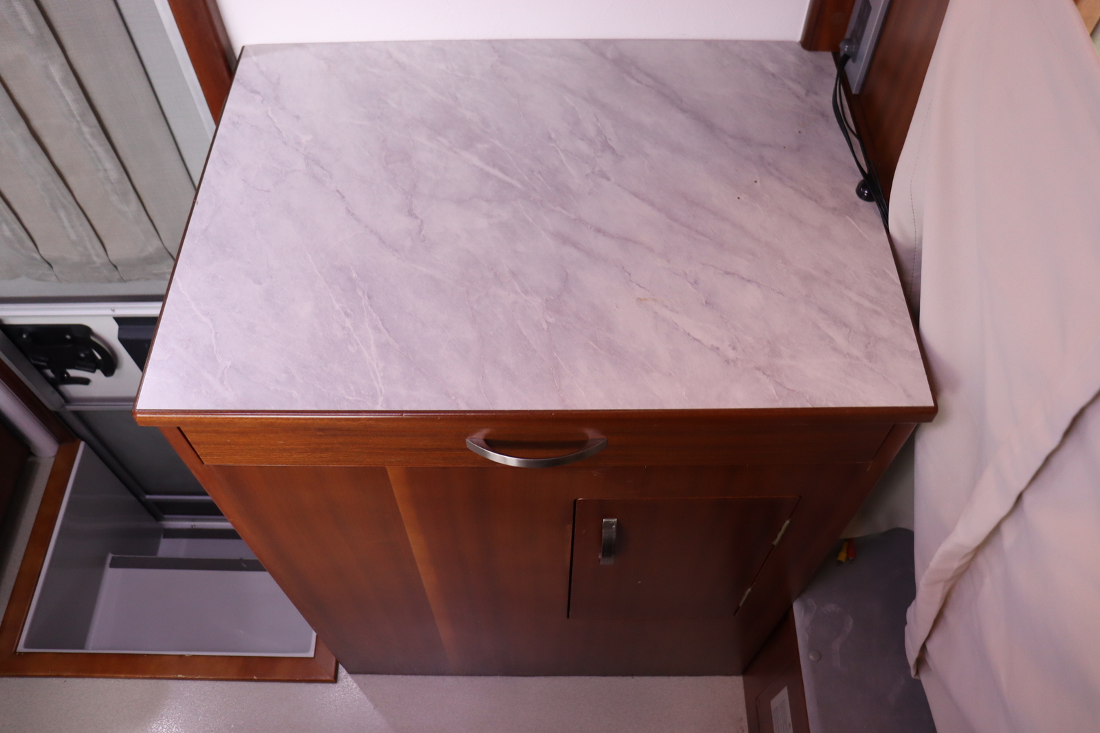 キャンピングカー キャブコン ﾋﾞｰｶﾑ ｴﾙﾌ　AtoZ製 ｱﾗﾓｽﾍﾟﾝﾄﾞ