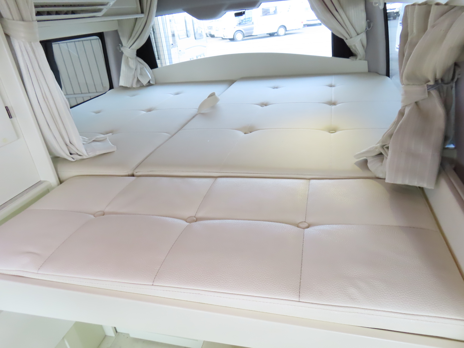 キャンピングカー バンコン ﾊｲｴｰｽRVﾋﾞｯｸﾌｯﾄｵｸﾀｰﾋﾞｱ 家ｴｱｺﾝ4WD