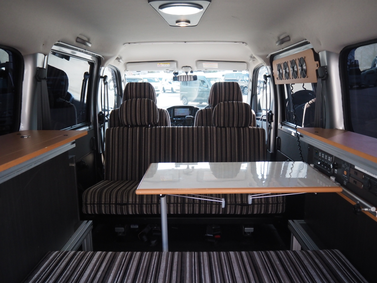 キャンピングカー バンコン ﾀｳﾝｴｰｽ ｱﾙﾄﾋﾟｱｰﾉ 基本電源ﾕﾆｯﾄ 4WD