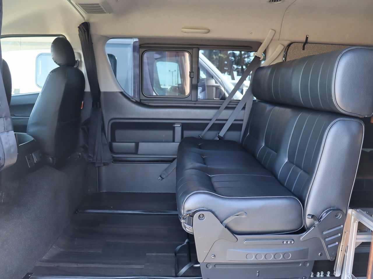 キャンピングカー バンコン ﾊｲｴｰｽ ｷｬﾝｶｰｻｰﾋﾞｽ製 ｵﾘｼﾞﾅﾙｷｬﾝﾊﾟｰ