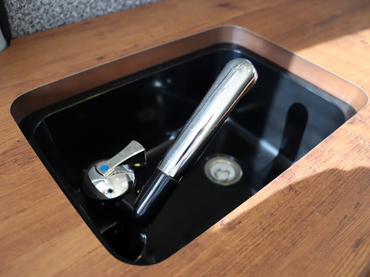 キャンピングカー バンコン ﾊｲｴｰｽ ｷｬﾝｶｰｻｰﾋﾞｽ製 ｵﾘｼﾞﾅﾙｷｬﾝﾊﾟｰ