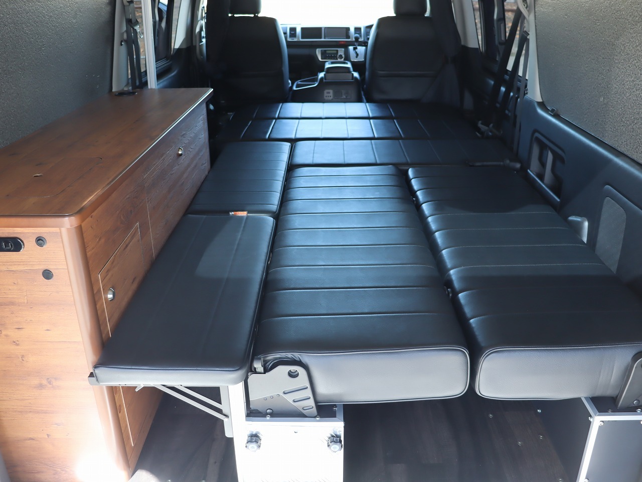 キャンピングカー バンコン ﾊｲｴｰｽ ｷｬﾝｶｰｻｰﾋﾞｽ製 ｵﾘｼﾞﾅﾙｷｬﾝﾊﾟｰ