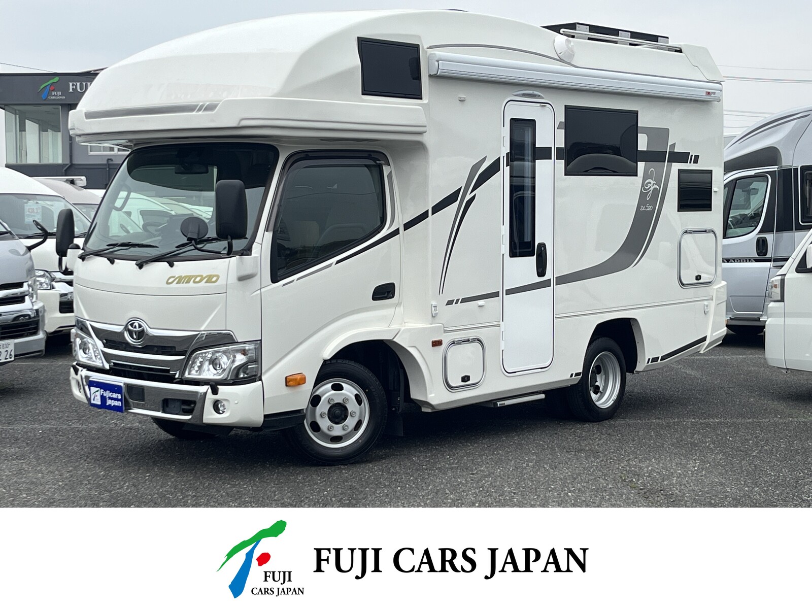 キャンピングカー キャブコン バンテック ジル520イリス リチウム 4駆 1オーナー