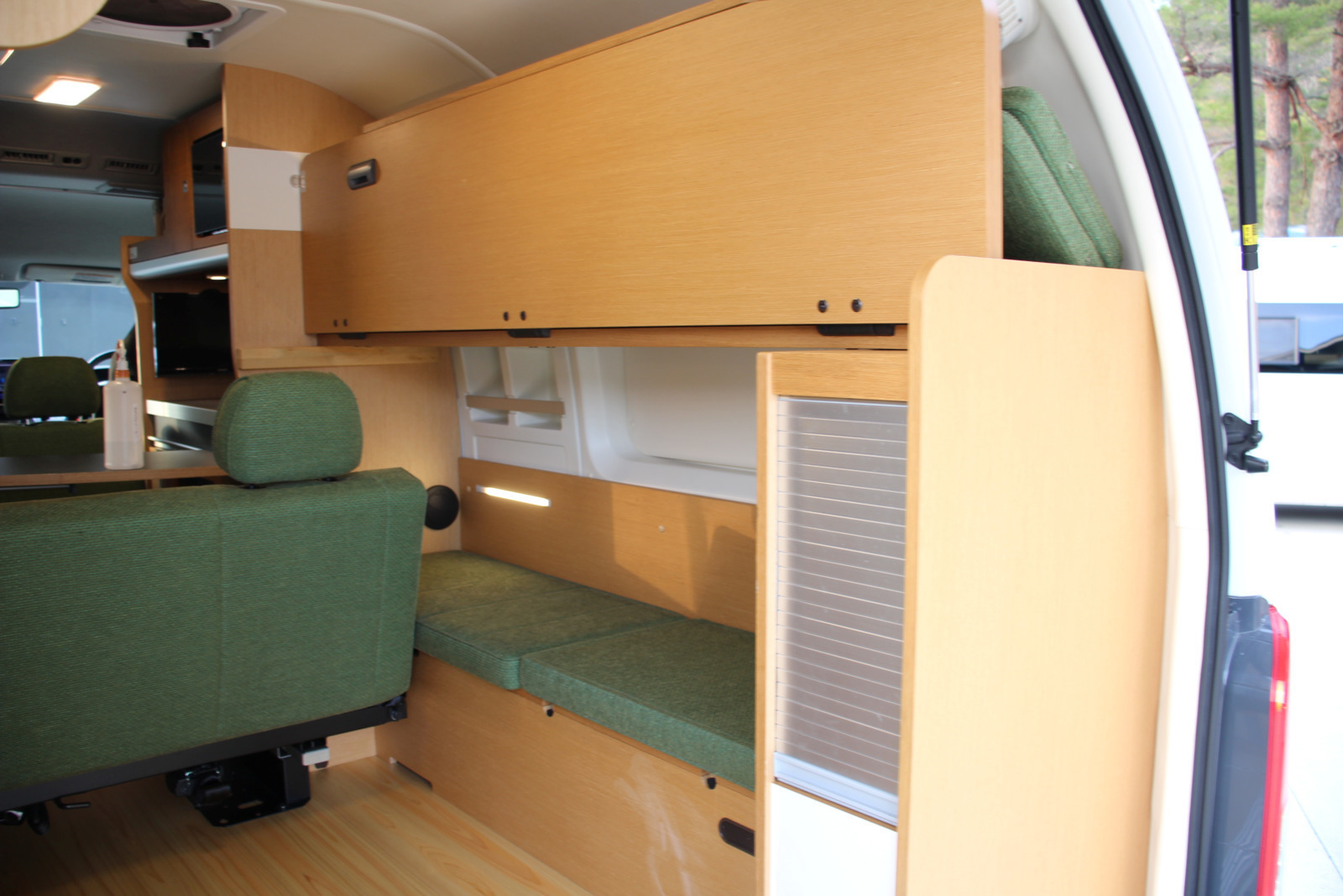 キャンピングカー バンコン ﾊｲｴｰｽ ﾗﾝﾄﾞﾃｨﾋﾟｰ ｸﾞﾗﾝﾃﾞｶｰｻ 4WD