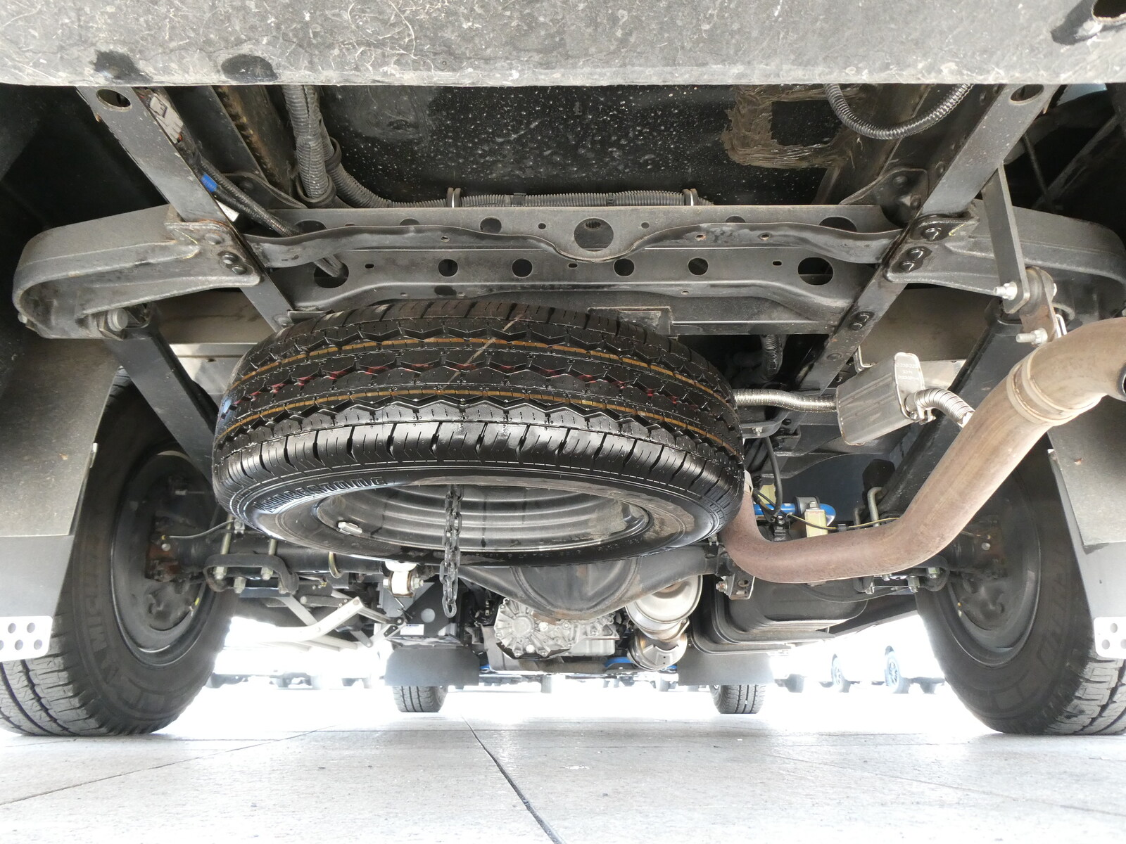 キャンピングカー キャブコン ﾊﾞﾝﾃｯｸ　ｼﾞﾙ520　KDY系　家AC　ｿｰﾗｰ