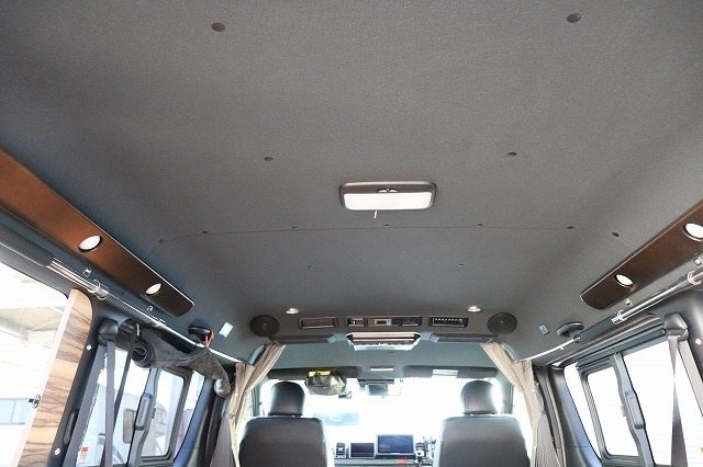 キャンピングカー バンコン ﾊｲｴｰｽ ｹｲﾜｰｸｽ ｸﾗｼｯｸﾊﾞﾝ 4WD