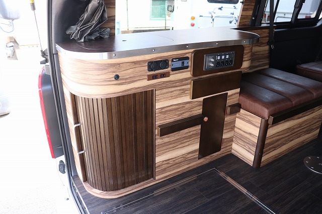 キャンピングカー バンコン ﾊｲｴｰｽ ｹｲﾜｰｸｽ ｸﾗｼｯｸﾊﾞﾝ 4WD