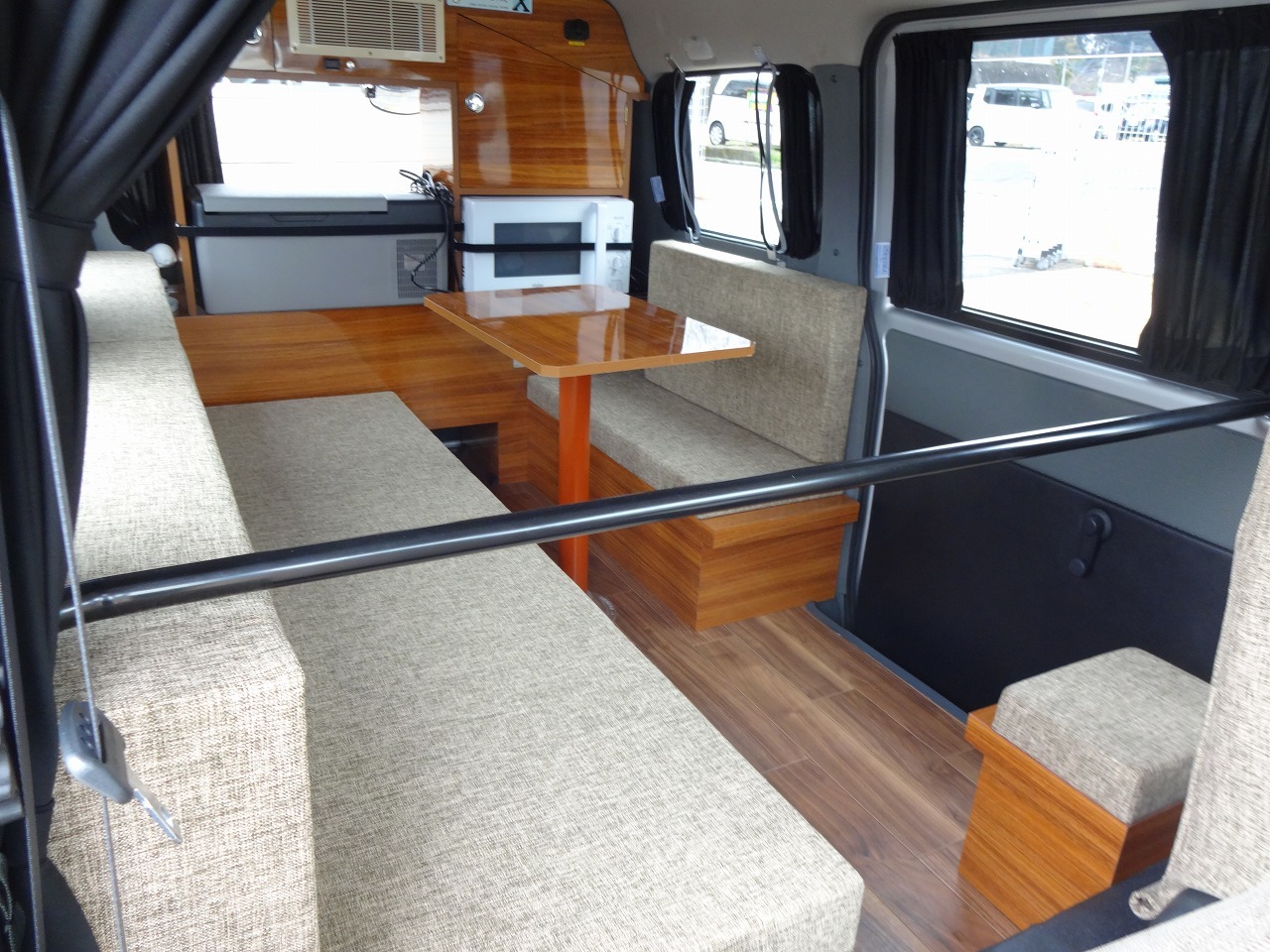 キャンピングカー バンコン ﾀｳﾝｴｰｽ ｽﾃｰｼﾞ21 ﾘｿﾞｰﾄﾃﾞｭｵ ﾙｸｼｵ