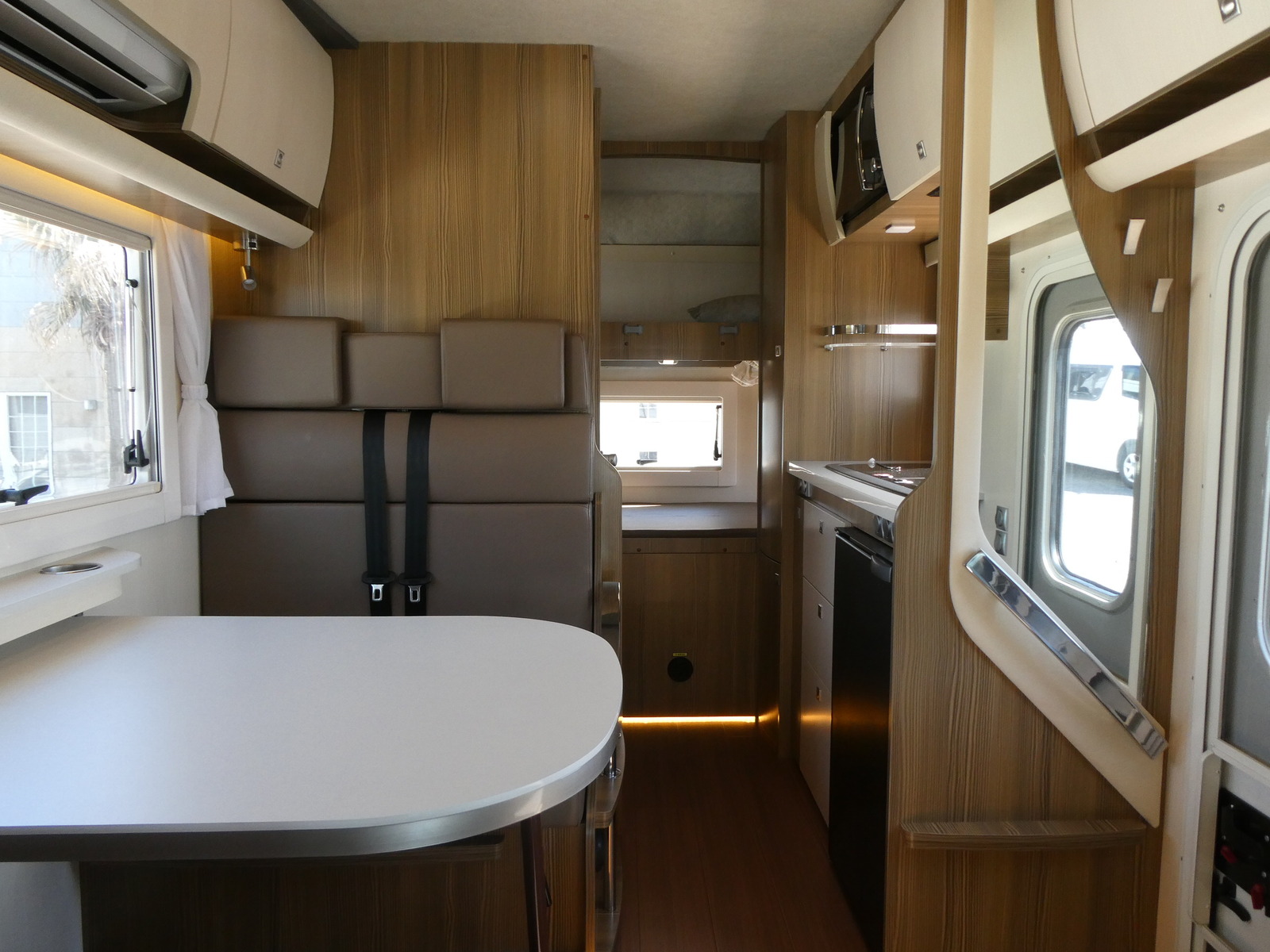 キャンピングカー キャブコン ﾊﾞﾝﾃｯｸ　ｼﾞﾙ520　GDY系ﾘｱﾀﾞﾌﾞﾙﾀｲﾔ　家AC