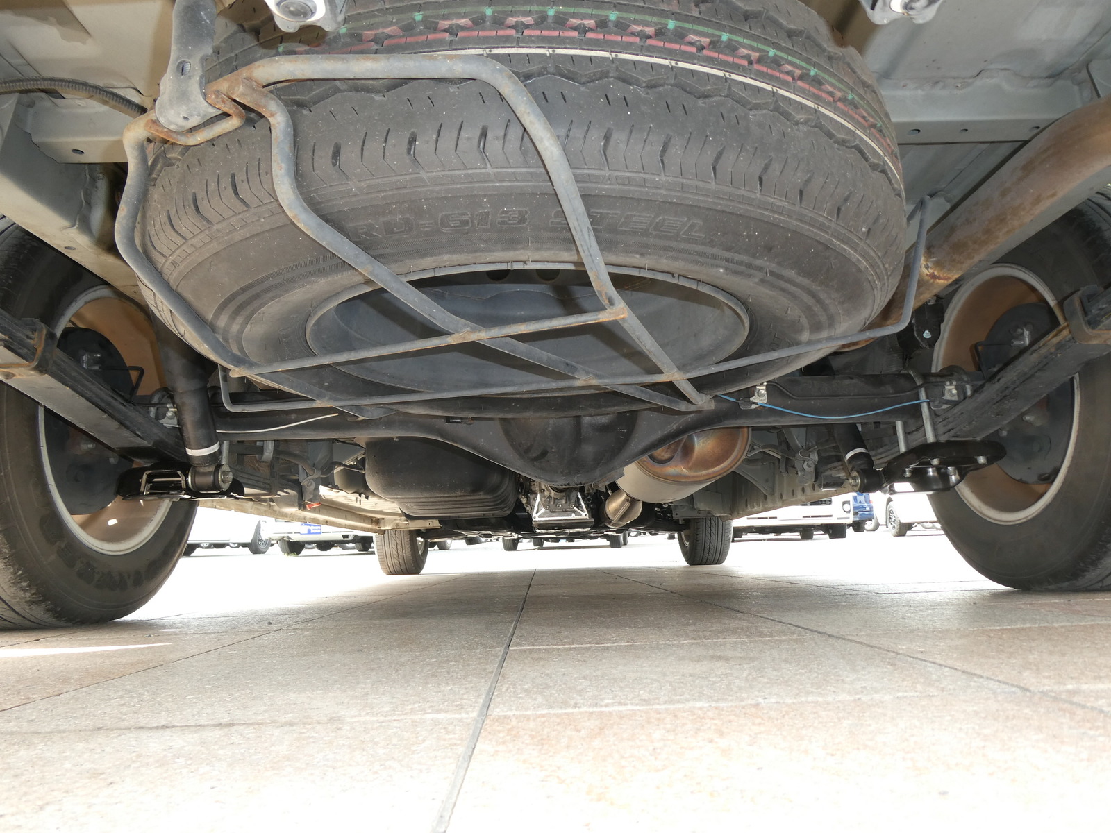 キャンピングカー バンコン ｸﾞﾗﾝﾄﾞｷｬﾋﾞﾝ　ｵﾘｼﾞﾅﾙ　社外ｽｰﾊﾟｰﾁｬｰｼﾞｬｰ