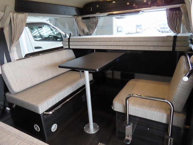 キャンピングカー バンコン ﾊｲｴｰｽ ｱﾈｯｸｽ ﾌｧﾐﾘｰﾜｺﾞﾝ　