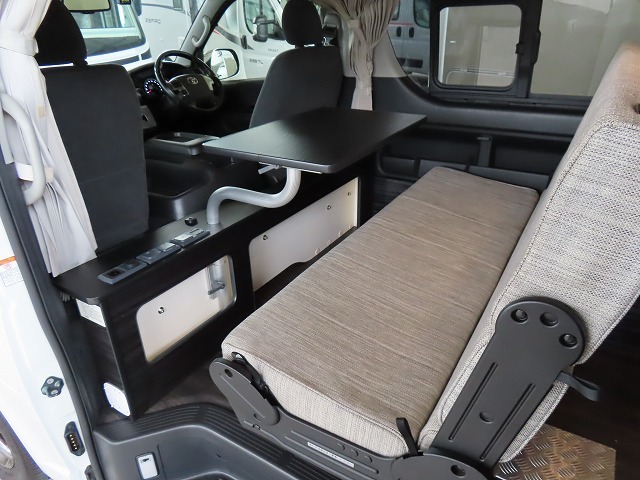 キャンピングカー バンコン ﾊｲｴｰｽ ｱﾈｯｸｽ ﾌｧﾐﾘｰﾜｺﾞﾝ　