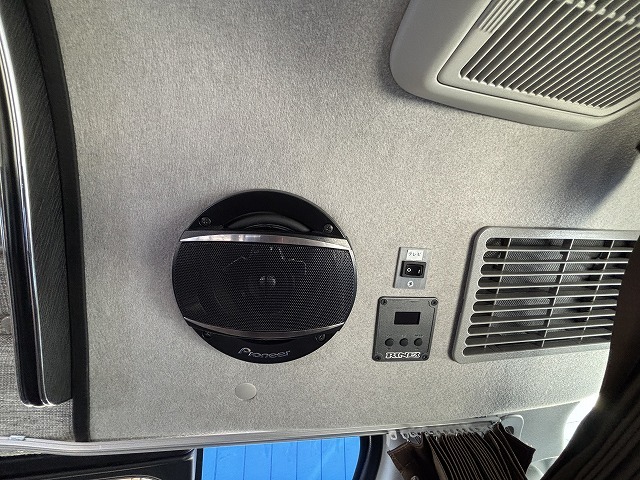 キャンピングカー バンコン ﾊｲｴｰｽ ﾘﾝｴｲ ﾊﾞｶﾝﾁｪｽﾌﾟﾗﾑT