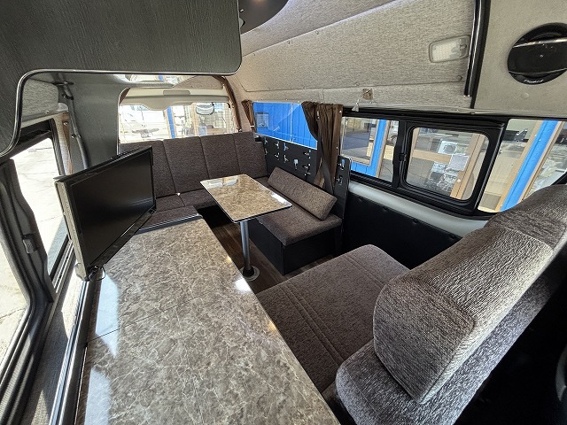 キャンピングカー バンコン ﾊｲｴｰｽ ﾘﾝｴｲ ﾊﾞｶﾝﾁｪｽﾌﾟﾗﾑT