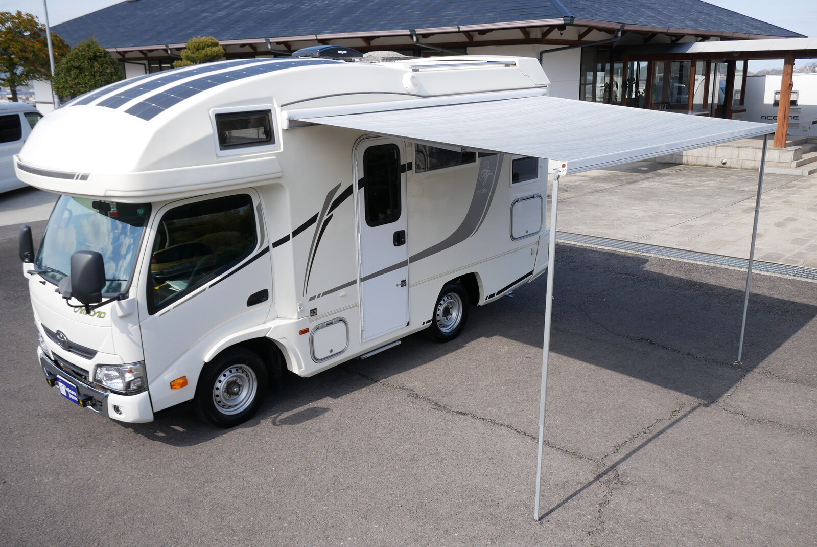 キャンピングカー キャブコン ｶﾑﾛｰﾄﾞﾊﾞﾝﾃｯｸ ｼﾞﾙ520 家ｴｱｺﾝ 4WD