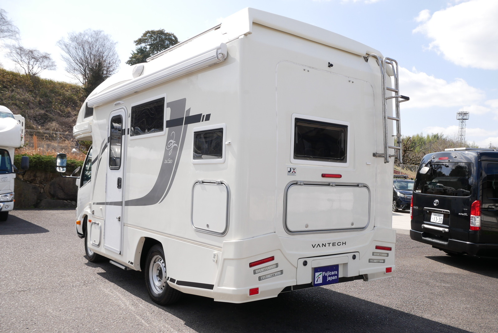 キャンピングカー キャブコン ｶﾑﾛｰﾄﾞﾊﾞﾝﾃｯｸ ｼﾞﾙ520 家ｴｱｺﾝ 4WD