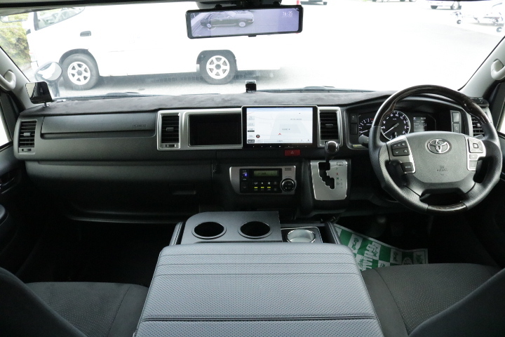 キャンピングカー キャブコン ﾊｲｴｰｽ ﾌｧﾝﾙｰﾁｪﾊﾟﾀｺﾞﾆｱ家庭用ｴｱｺﾝ4WD