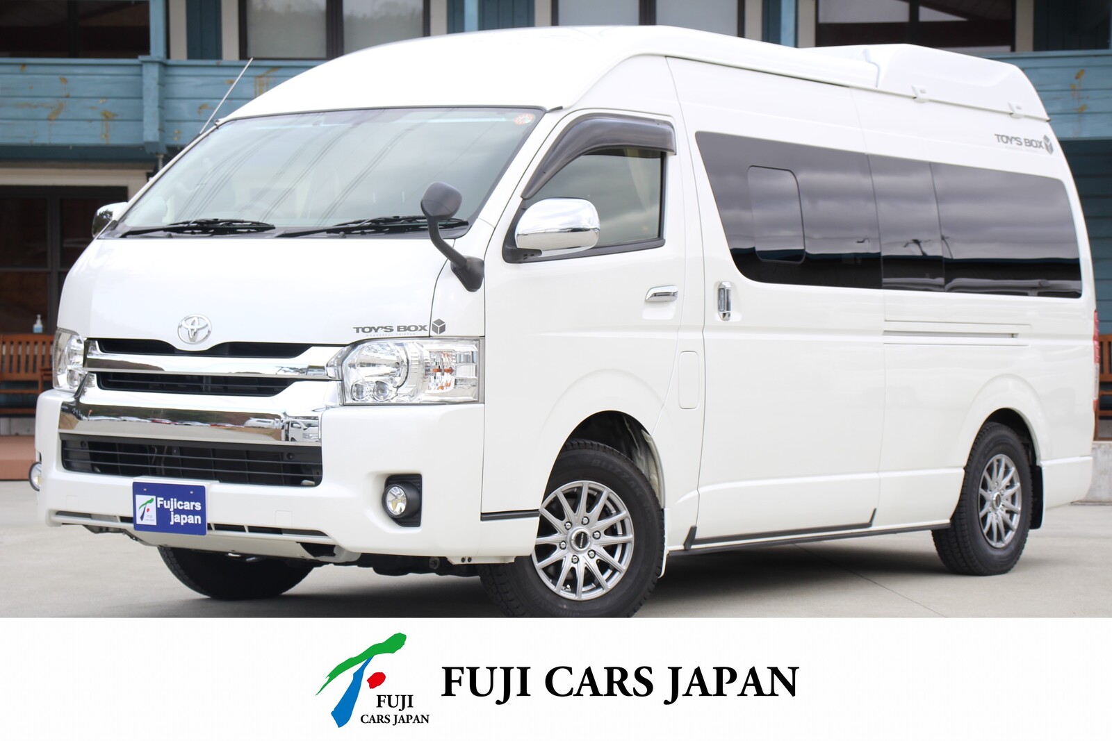 キャンピングカー バンコン ハイエース トイズボックス540 家庭用エアコン 4WD