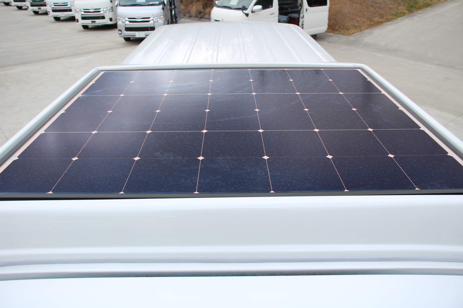 キャンピングカー バンコン ﾊｲｴｰｽ ﾄｲｽﾞﾎﾞｯｸｽ540 家庭用ｴｱｺﾝ 4WD