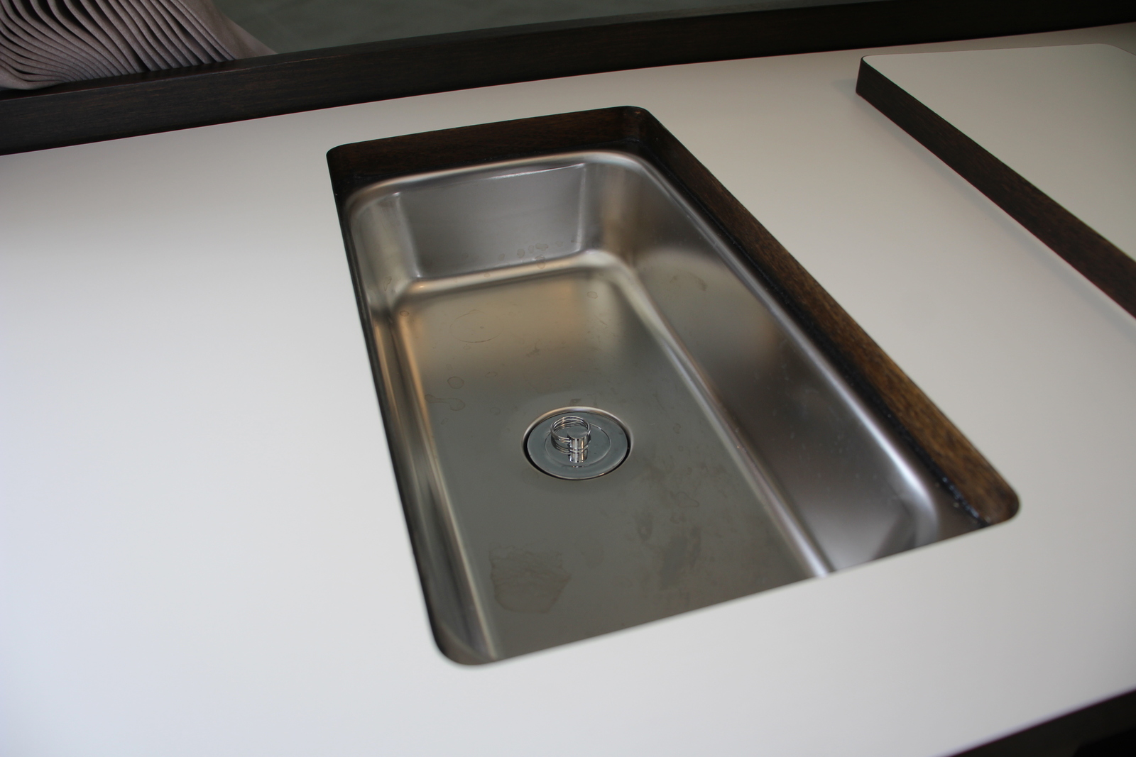 キャンピングカー バンコン ﾊｲｴｰｽ ﾄｲｽﾞﾎﾞｯｸｽ540 家庭用ｴｱｺﾝ 4WD