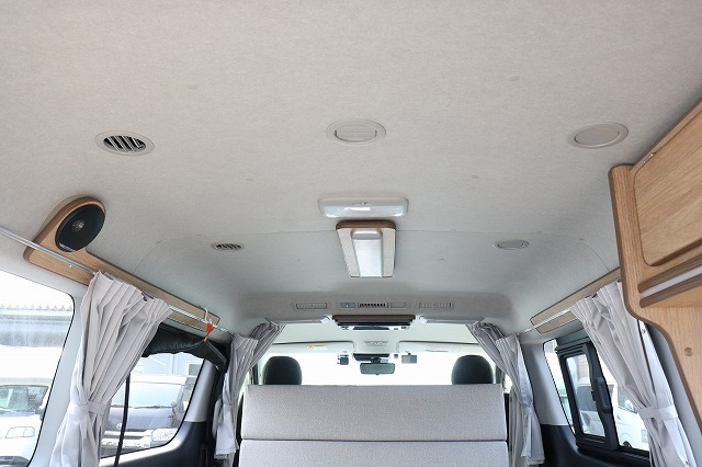 キャンピングカー バンコン ﾊｲｴｰｽ　FOCS DS-F 4WD FFﾋｰﾀｰ