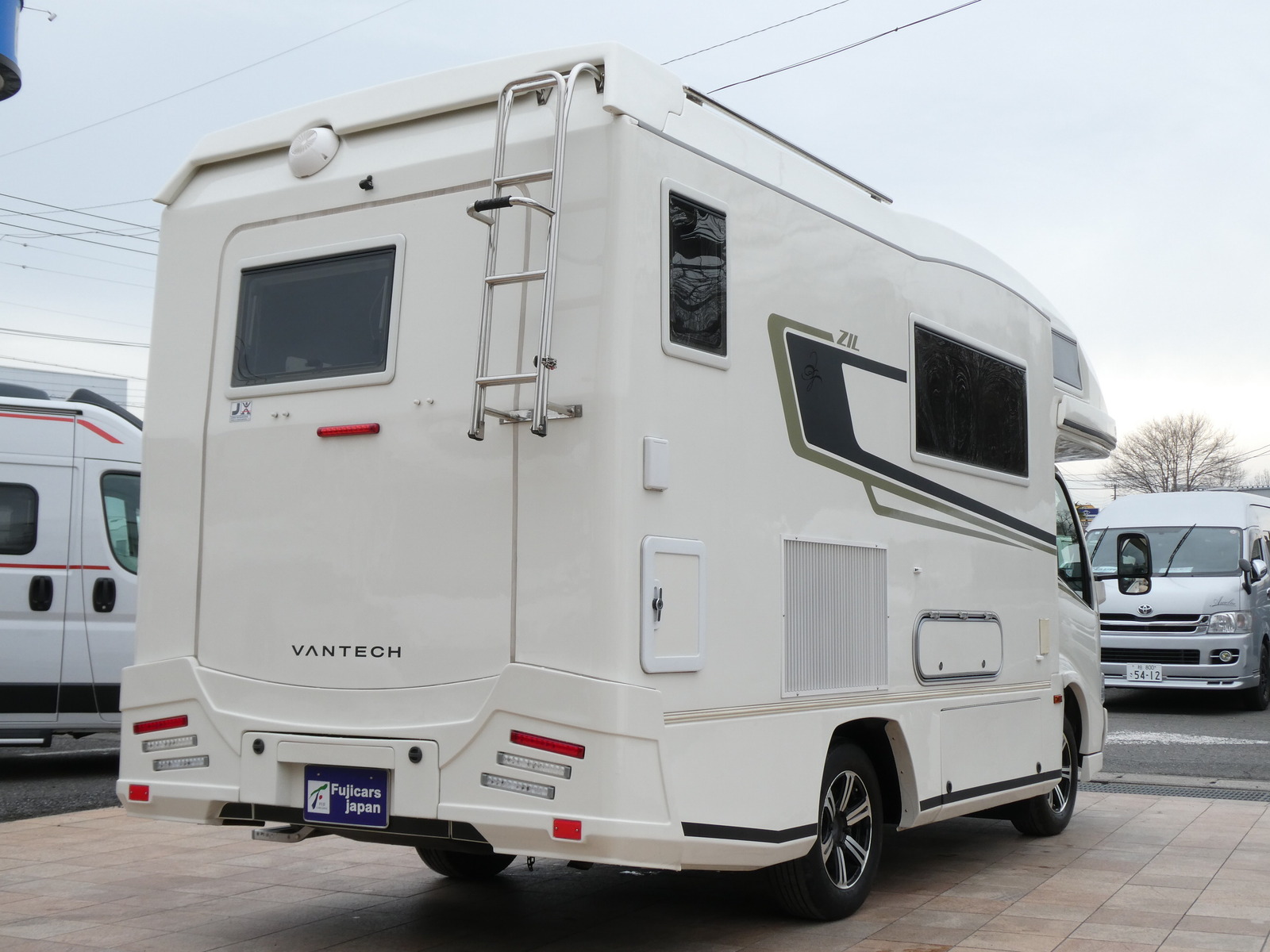 キャンピングカー キャブコン ﾊﾞﾝﾃｯｸ　ｼﾞﾙ　20周年ｱﾆﾊﾞｰｻﾘｰ　限定Fﾊﾞﾝﾊﾟｰ