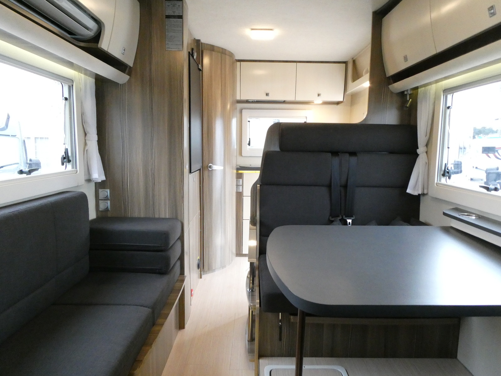 キャンピングカー キャブコン ﾊﾞﾝﾃｯｸ　ｼﾞﾙ　20周年ｱﾆﾊﾞｰｻﾘｰ　限定Fﾊﾞﾝﾊﾟｰ