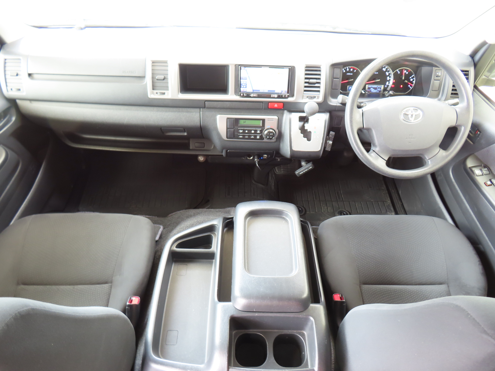 キャンピングカー バンコン ﾚｼﾞｱｽｴｰｽ ﾅｯﾂRV ﾗﾃﾞｨｯｼｭ　FFﾋｰﾀｰ