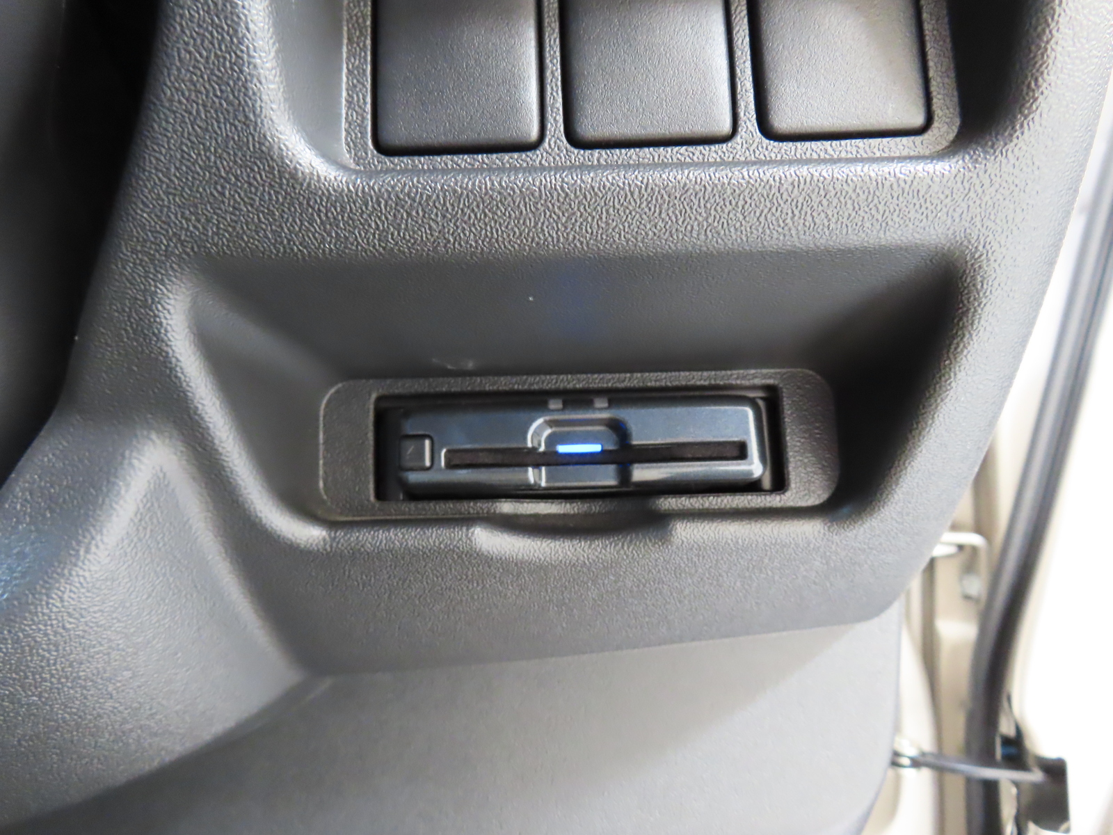 キャンピングカー バンコン ﾊｲｴｰｽ ﾋﾞｰｸﾙ ﾌｭｰﾁｬｰ