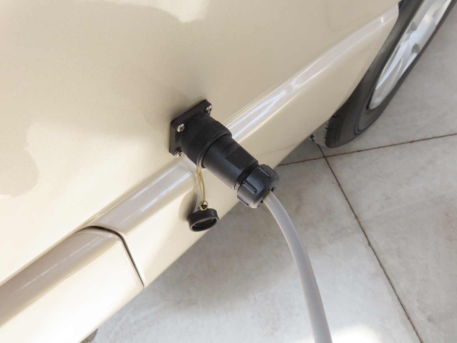 キャンピングカー バンコン ﾊｲｴｰｽ ﾋﾞｰｸﾙ ﾌｭｰﾁｬｰ