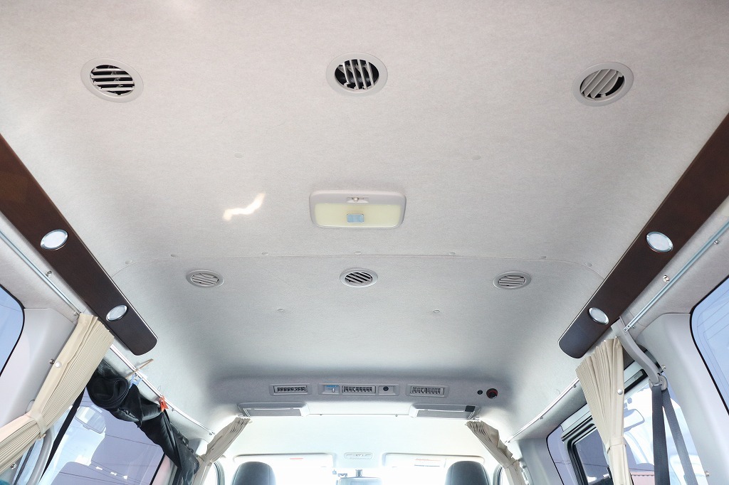 キャンピングカー バンコン ﾊｲｴｰｽ ｹｲﾜｰｸｽ ｵｰﾛﾗDKﾜｺﾞﾝ 4WD