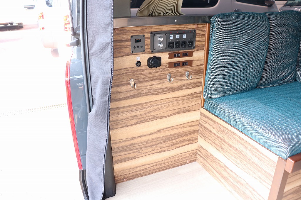 キャンピングカー バンコン ﾊｲｴｰｽ ｹｲﾜｰｸｽ ｵｰﾛﾗDKﾜｺﾞﾝ 4WD