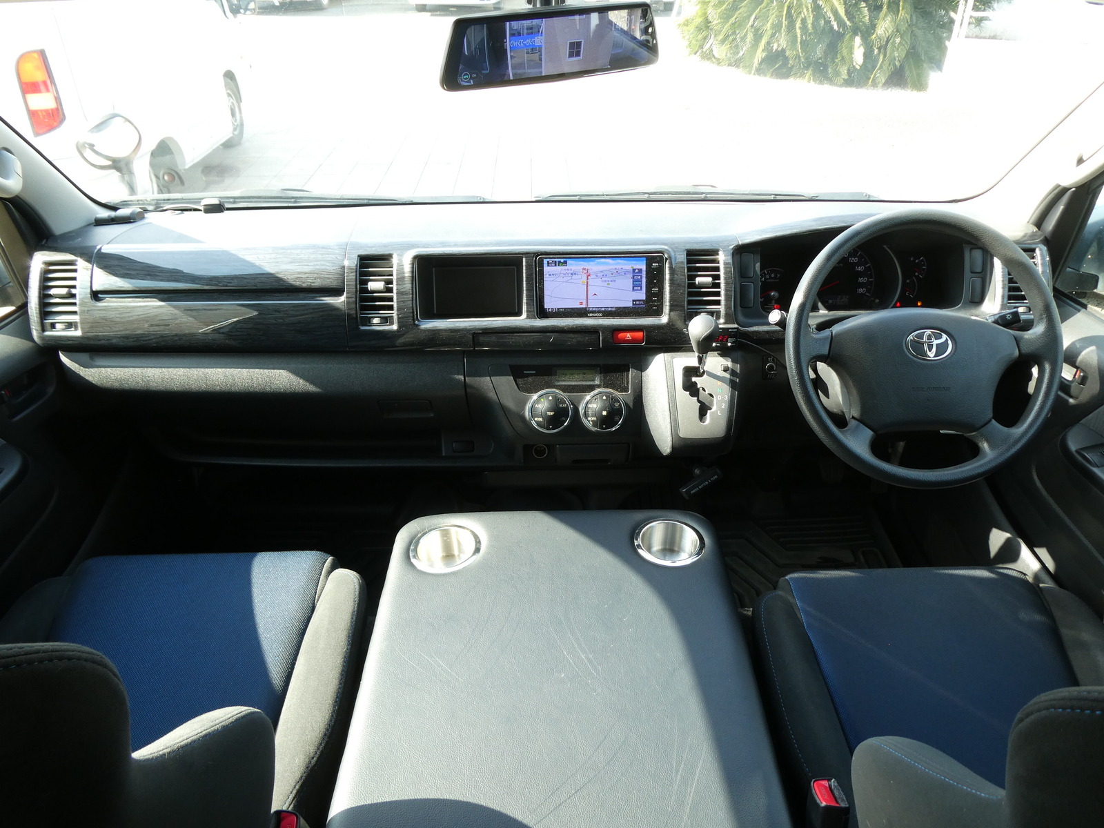 キャンピングカー バンコン ﾄｲﾌｧｸﾄﾘｰ　ﾗﾝﾄﾞﾃｨﾋﾟｰ　ｿｰﾗｰﾊﾟﾈﾙ　ｵｰﾆﾝｸﾞ