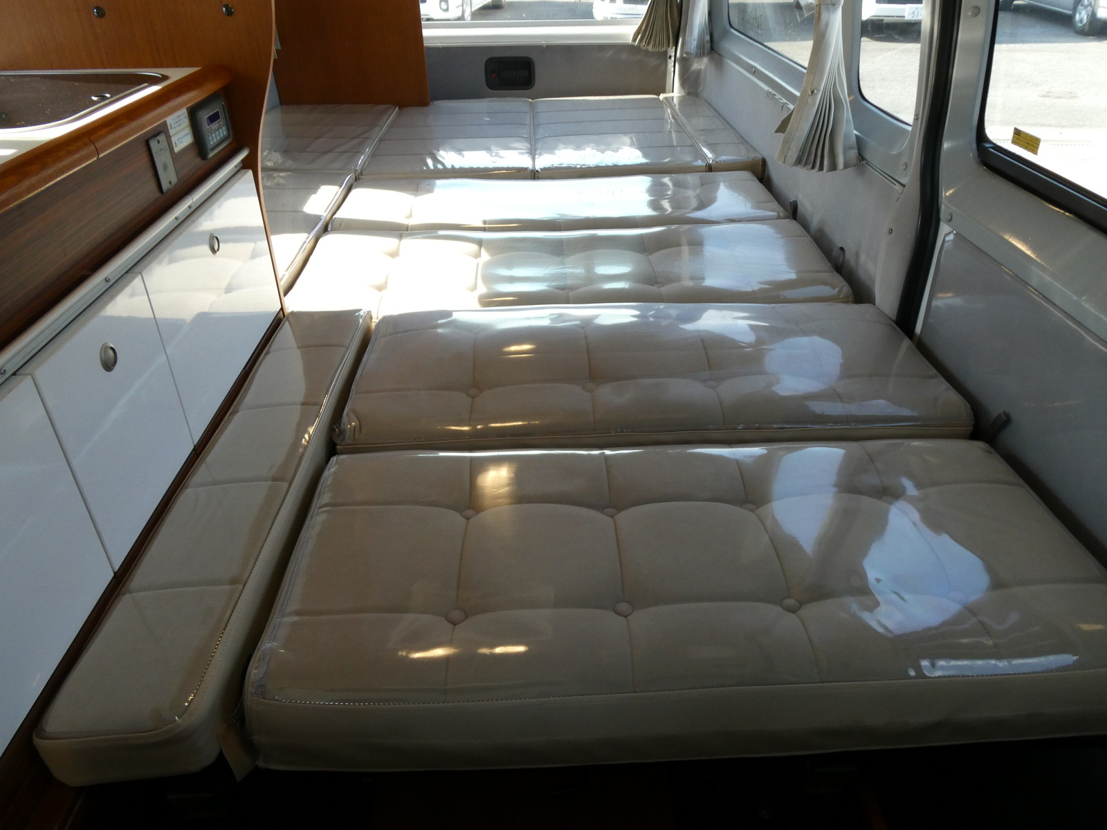 キャンピングカー バンコン ﾄｲﾌｧｸﾄﾘｰ　ﾗﾝﾄﾞﾃｨﾋﾟｰ　ｿｰﾗｰﾊﾟﾈﾙ　ｵｰﾆﾝｸﾞ