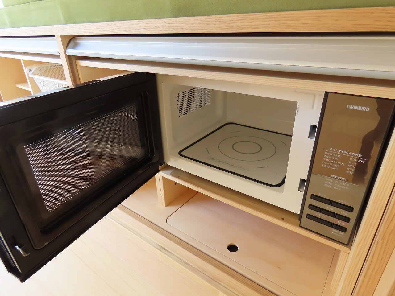 キャンピングカー バンコン ﾊｲｴｰｽ ﾊﾞｰﾃﾞﾝｸﾞﾗﾝﾃﾞ ｶｰｻﾎｰﾑED4WD