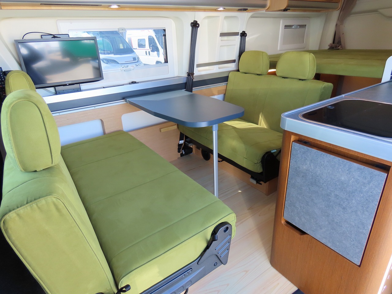 キャンピングカー バンコン ﾊｲｴｰｽ ﾊﾞｰﾃﾞﾝｸﾞﾗﾝﾃﾞ ｶｰｻﾎｰﾑED4WD