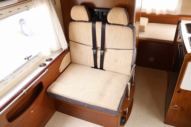 キャンピングカー キャブコン ｶﾑﾛｰﾄﾞ ﾊﾞﾝﾃｯｸｼﾞﾙ520 家庭用ｴｱｺﾝ4WD