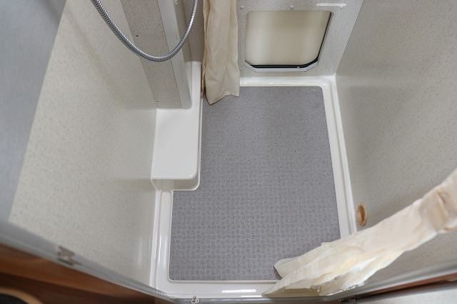 キャンピングカー キャブコン ｶﾑﾛｰﾄﾞ ﾊﾞﾝﾃｯｸｼﾞﾙ520 家庭用ｴｱｺﾝ4WD