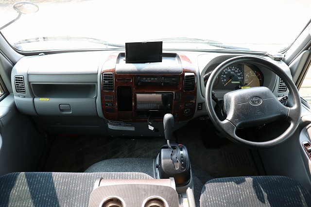 キャンピングカー キャブコン ｶﾑﾛｰﾄﾞ ﾊﾞﾝﾃｯｸｼﾞﾙ520 家庭用ｴｱｺﾝ4WD