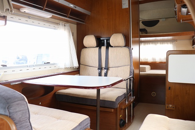 キャンピングカー キャブコン ｶﾑﾛｰﾄﾞ ﾊﾞﾝﾃｯｸｼﾞﾙ520 家庭用ｴｱｺﾝ4WD