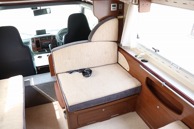 キャンピングカー キャブコン ｶﾑﾛｰﾄﾞ ﾊﾞﾝﾃｯｸｼﾞﾙ520 家庭用ｴｱｺﾝ4WD