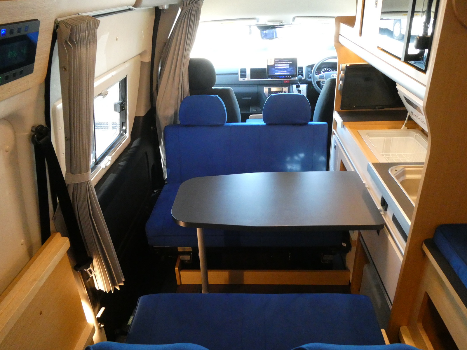 キャンピングカー バンコン ﾄｲﾌｧｸﾄﾘｰ　ﾊﾞﾚｲｱ　ﾘﾁｳﾑBT　FF　OPﾘｰﾌ